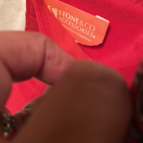 Stone and Co. VERA BRADLEY VIBES…Bandanna look wallet - Picture 6 of 6